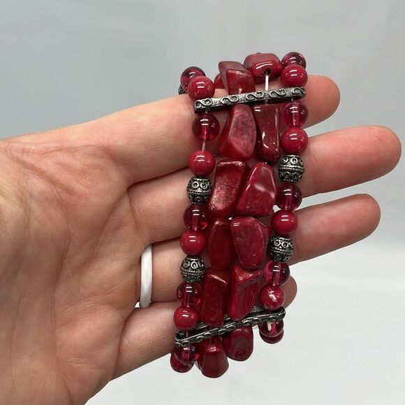 11 Beautiful Multicolored Beaded Bracelets - Picture 6 of 16